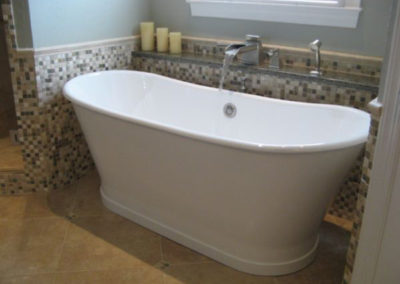 Bathtub installed by Ken Paulson Plumbing